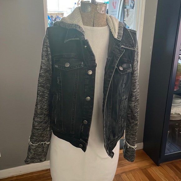 Free People Black Distressed Denim Jacket w/ hood. Size S
